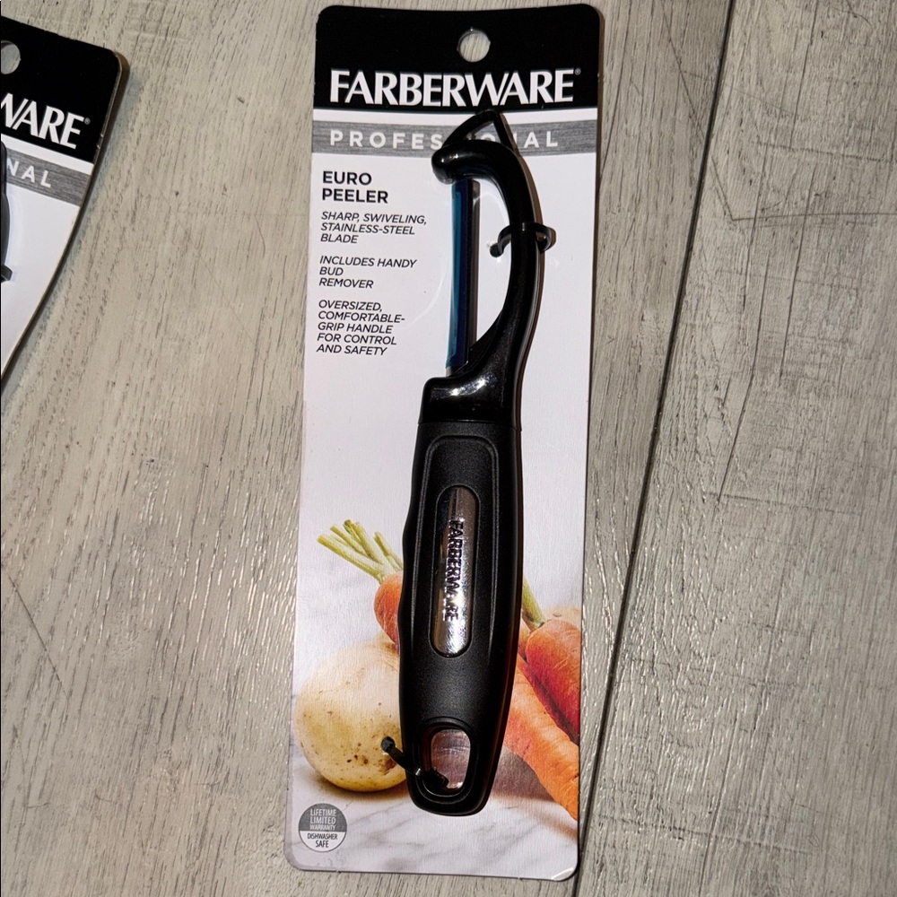 Farberware Black Professional Euro Peeler‎
